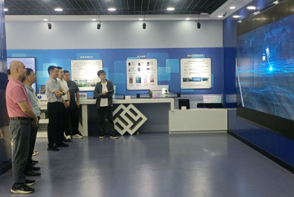 訪企拓崗促就業(yè) 我校領(lǐng)導(dǎo)帶隊(duì)赴奇瑞汽車總部深化產(chǎn)教融合